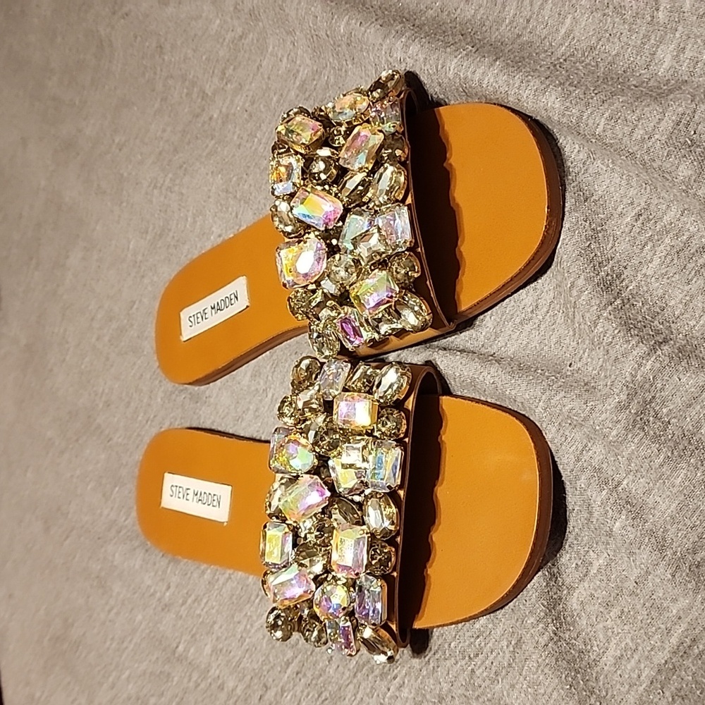 Steve Madden flat slides